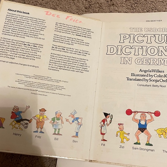 The Usborne Picture Dictionary in German - Picture 2 of 6